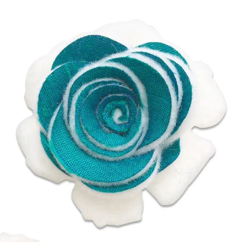 White/Nice Twist - Beau Fleur Boutonniere